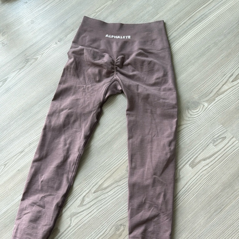 Alphatele amplify leggings